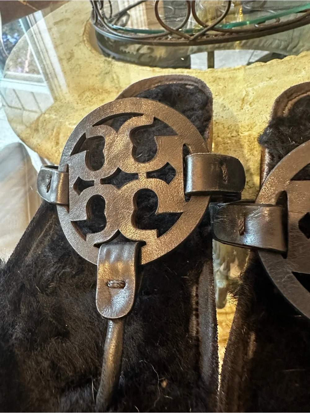 $235 Tory Burch Black Shearling Cloud Miller Sandals sz 9